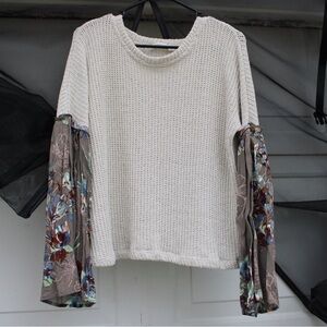 Wanderlux Medium Sweater